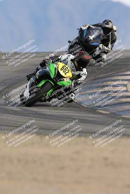 media/Nov-16-2025-Race Pace (Sun) [[8c5fa54630]]/Verified Riders/8-Turn 12 (120pm)/